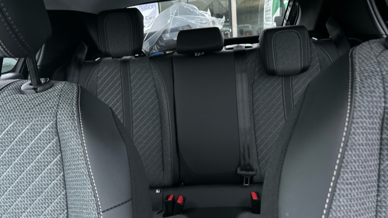 Peugeot 208 1.2 Hybrid 110 Allure 5dr e-DSC6 Petrol Hatchback